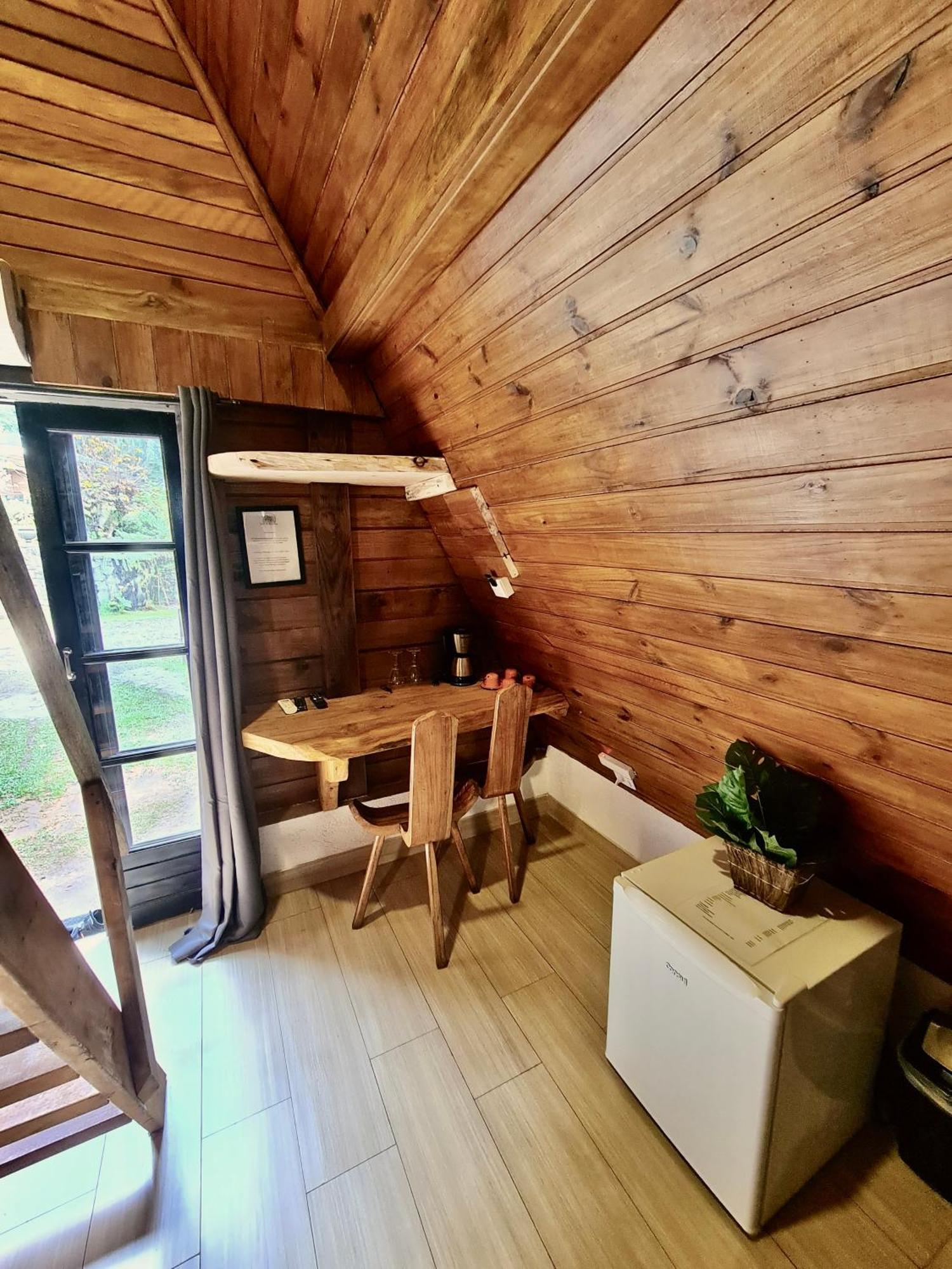 Villa Vintage Campos - Piscina E Opcoes De Suites Com Hidromassagem Campos do Jordao Room photo